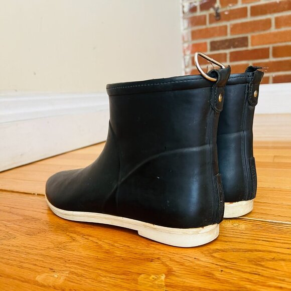 Alice + Whittles Minimalist Rain Boots Womens 9 - Picture 3 of 16